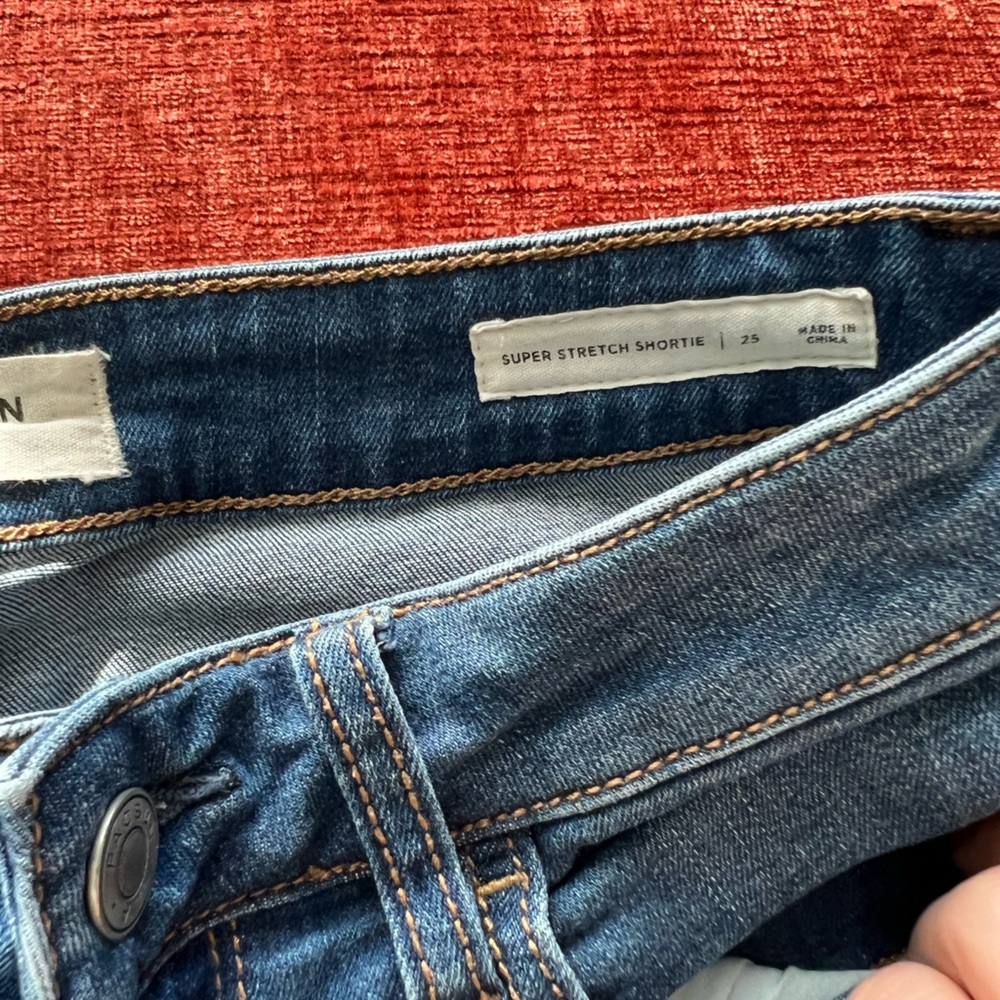 Shorts - Picture 4 of 4